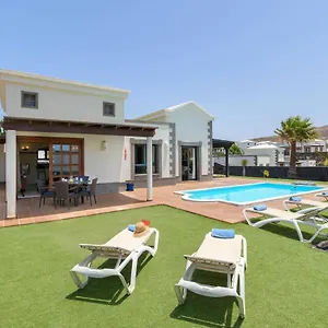 villa-esterlicia.in-canary-islands.com/